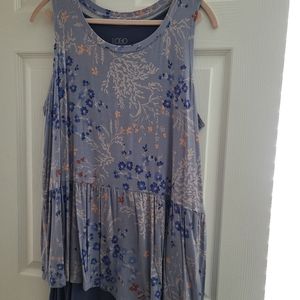 LOGO Lori Goldstein 1X Blue Floral TwinSet Tanks